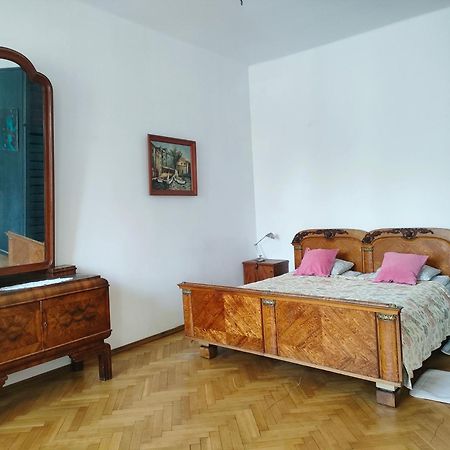 Nice Place Красков Екстериор снимка